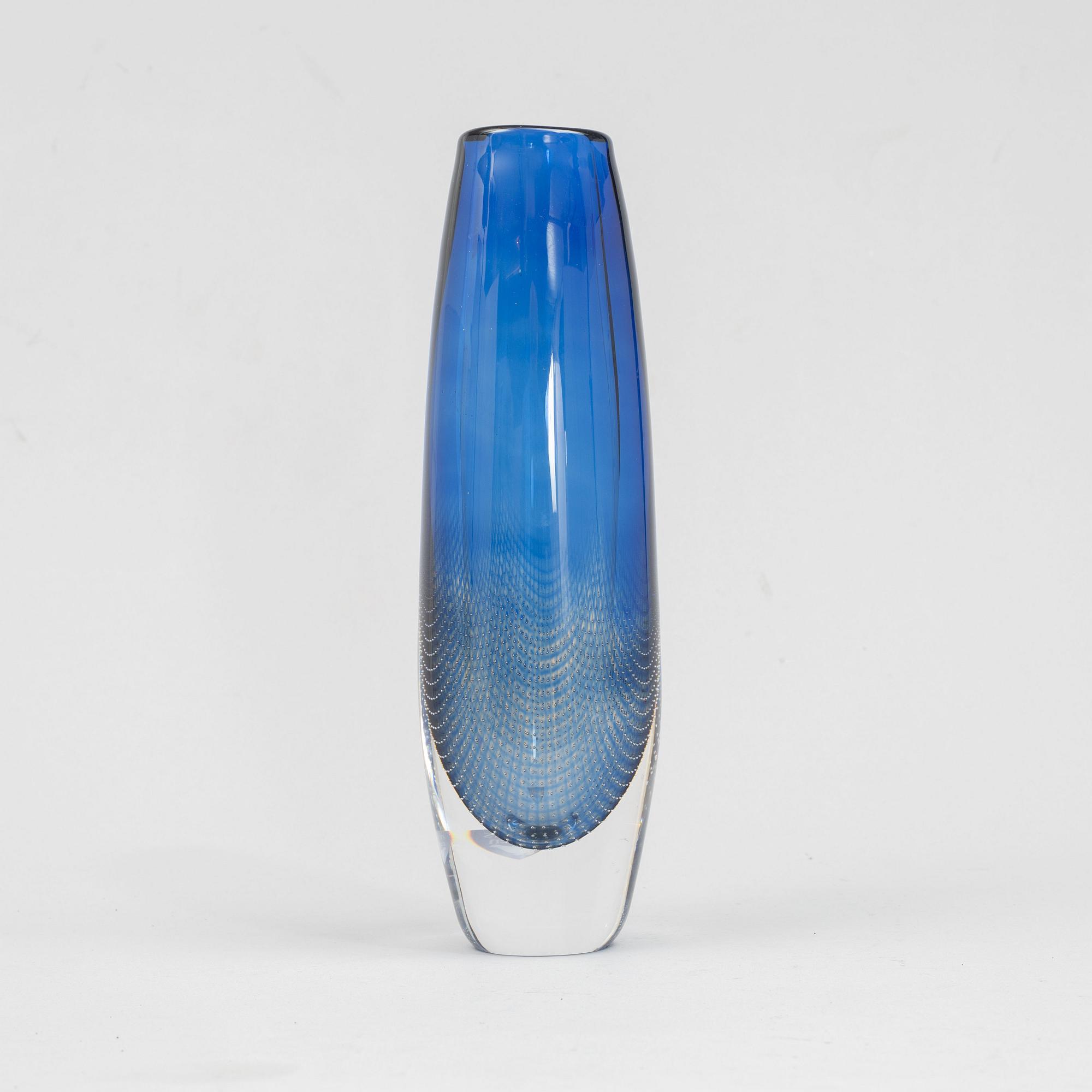 Sven Palmqvist, a "Kraka" vase, Orrefors Gallery, produced in the 20th century.