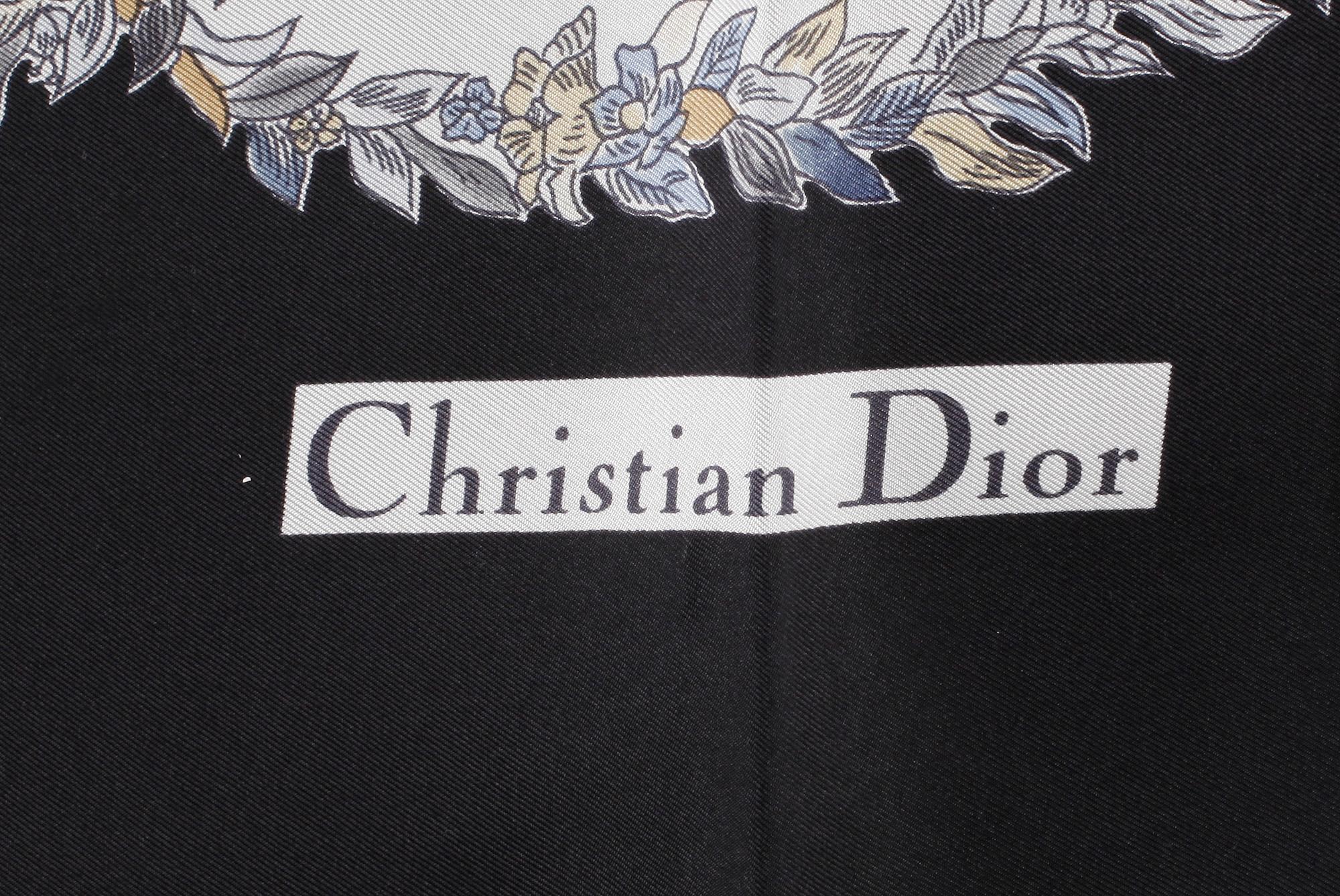 SCARF, Christian Dior.