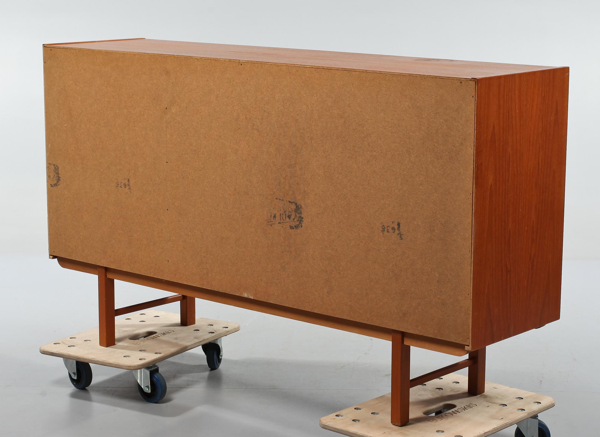 SIDEBOARD, 1900-talets andra hälft.