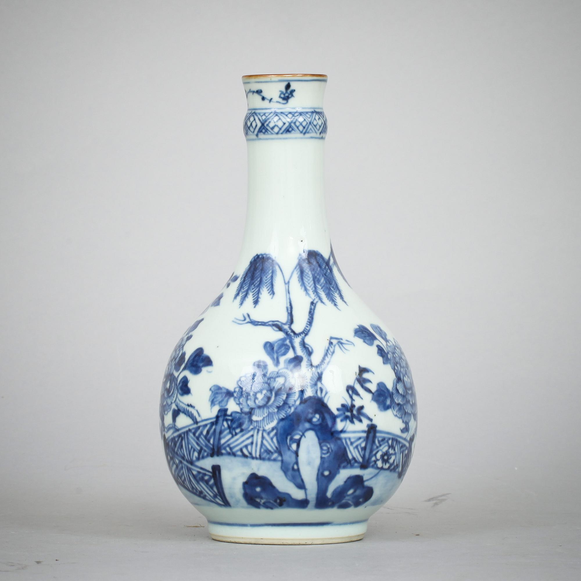 VAS, porslin, Kina, 1800-tal.