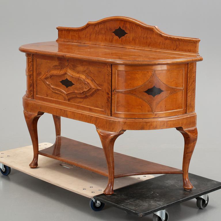 BUFFÉ/SIDEBOARD, Mobilia Malmö, 1900-talets första hälft.