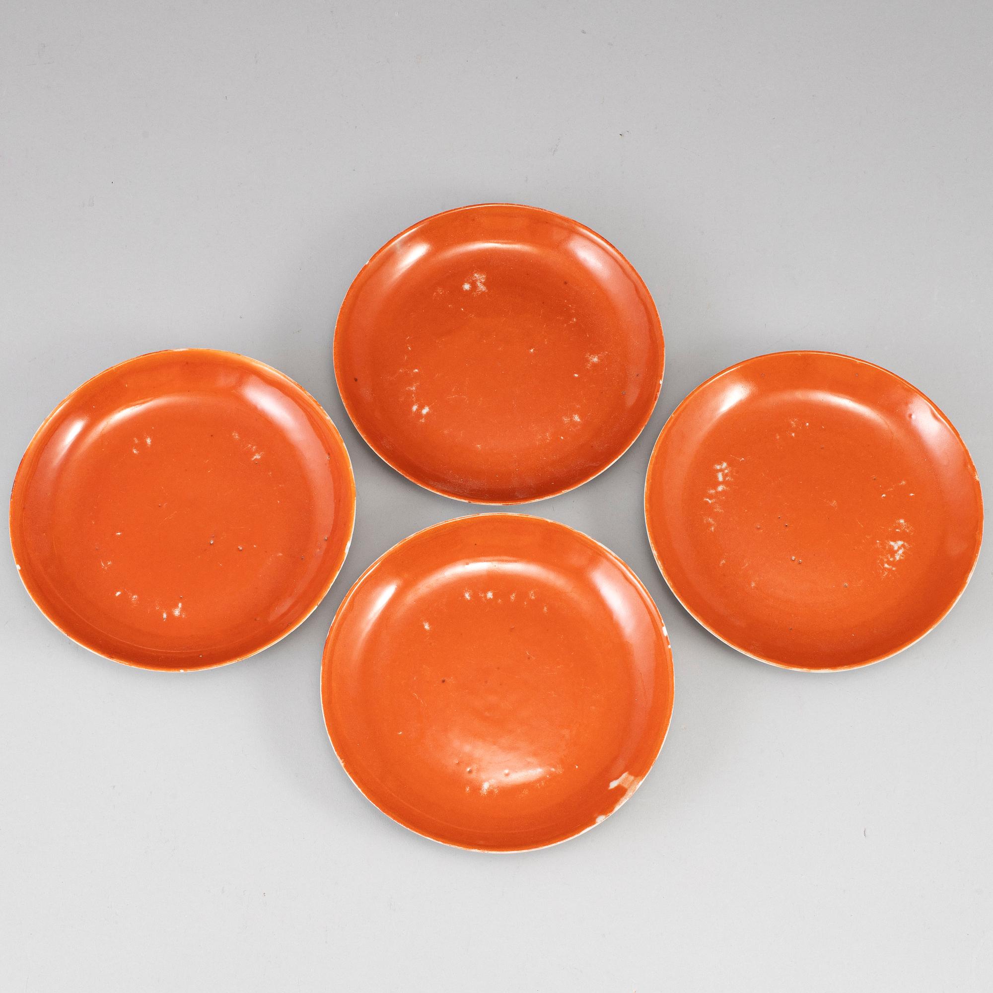 FAT, fyra stycken, porslin. Qingdynastin, 1800-tal.