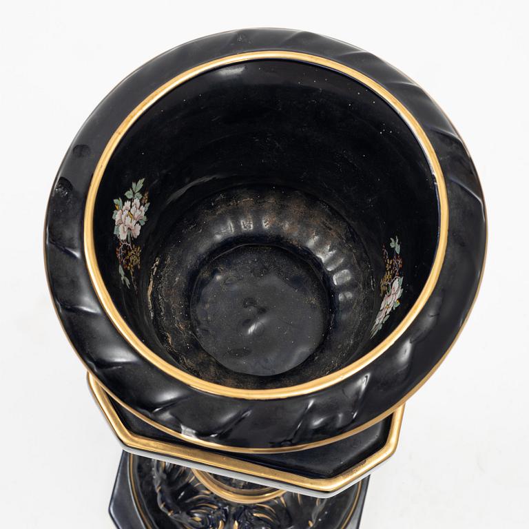 Piedestal, Europa, 1900-talets mitt/andra hälft.