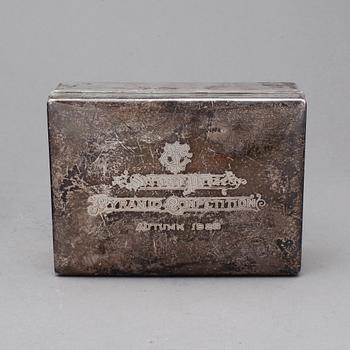 CIGARETTSKRIN, 2 st, silver, bla Japan, 1900-tal.