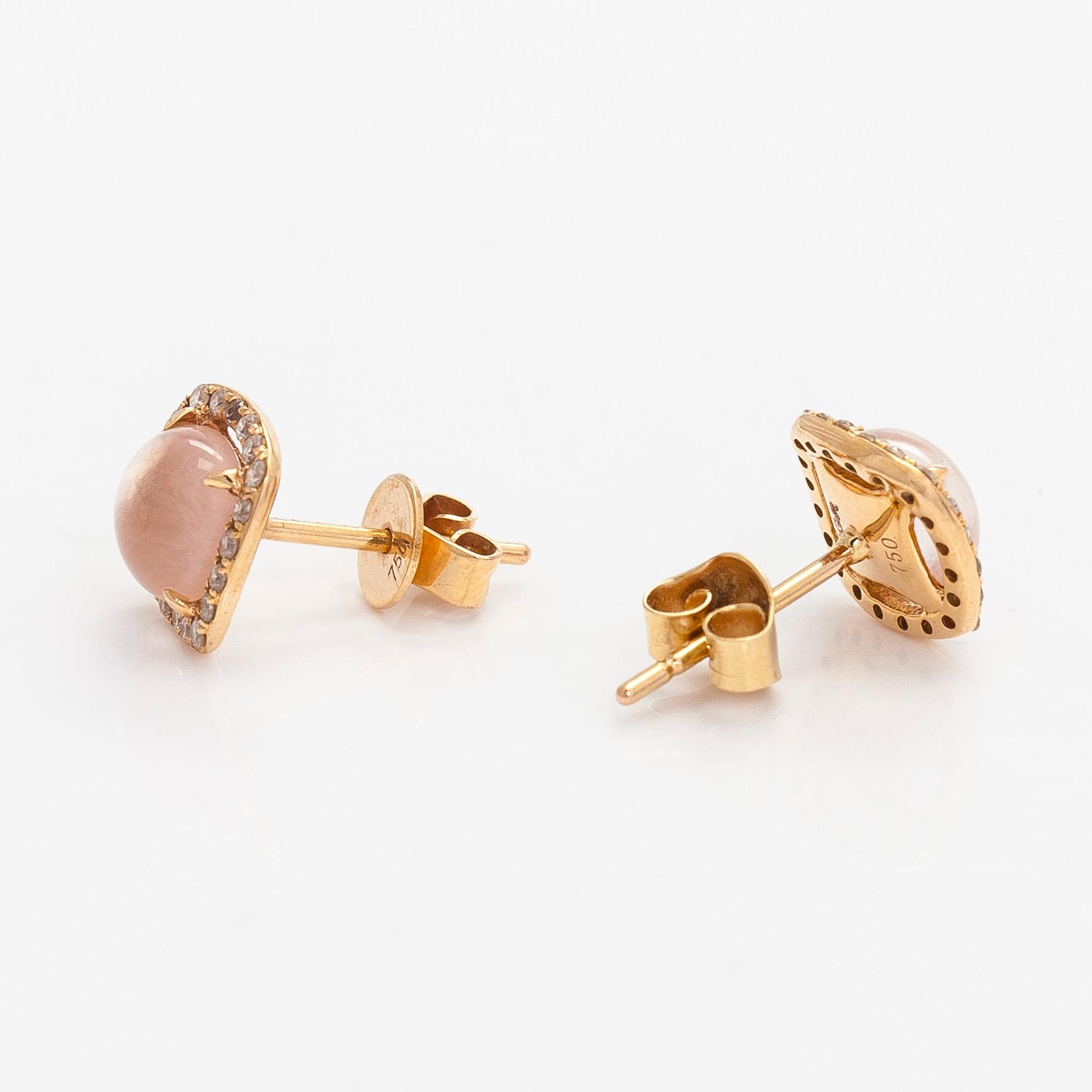 Earrings, cabochon cut rose quartz, diamonds, 18K gold, Italy.