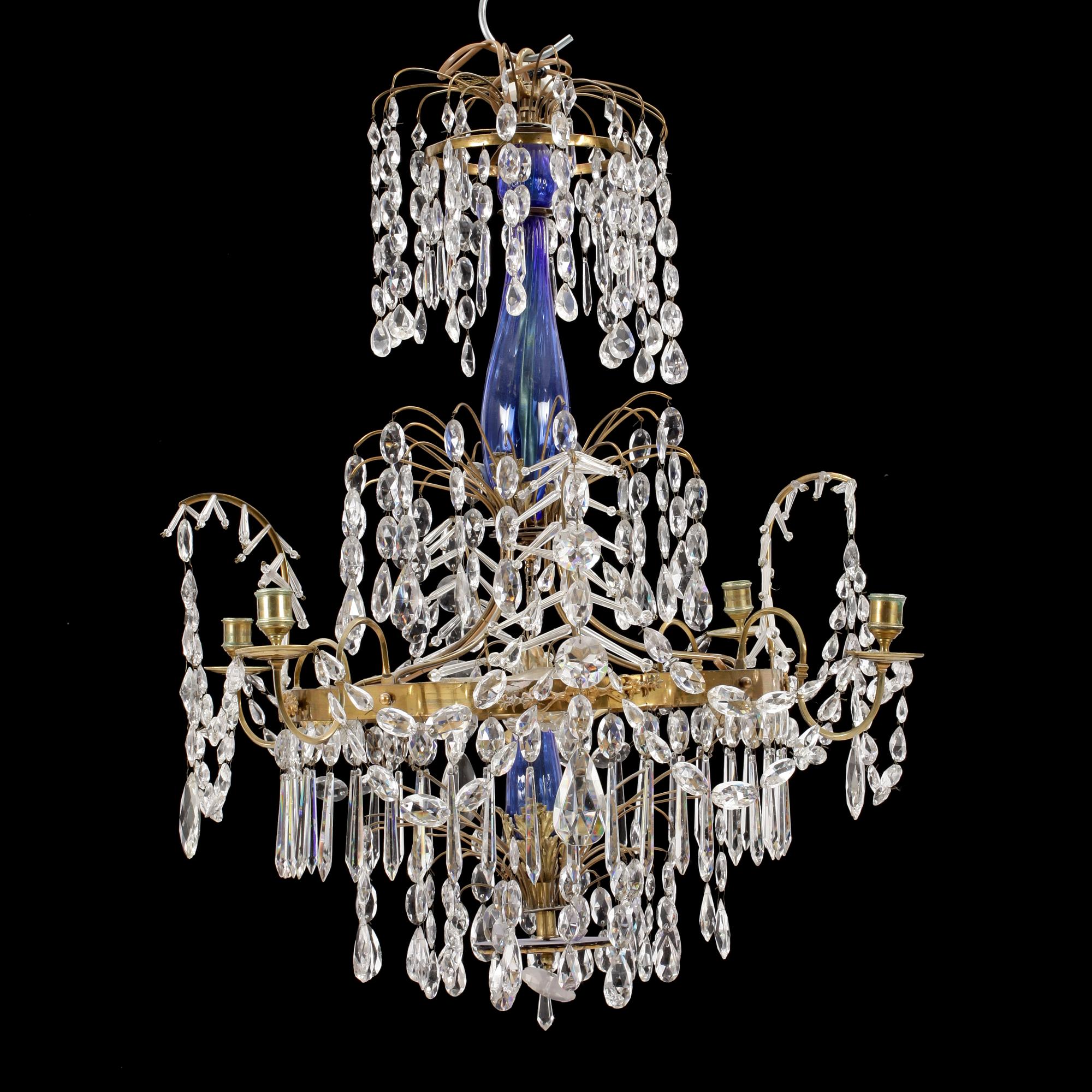 LJUSKRONA, gustaviansk stil, omkring sekelskiftet 1900. Höjd ca 90 cm.