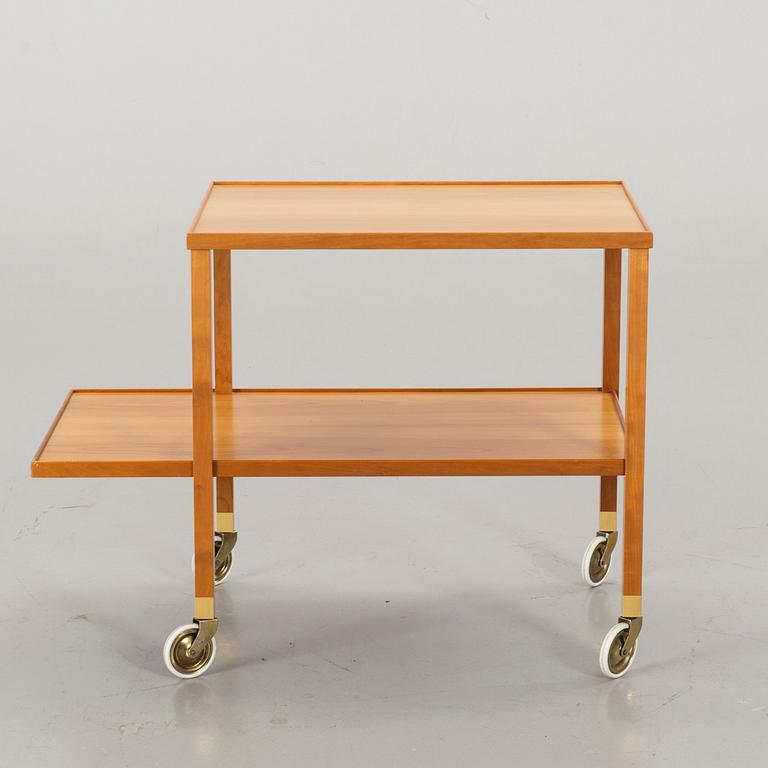 JOSEF FRANK, serveringsvagn/ tevagn, modell 470 för Firma Svenskt Tenn Stockholm 1900-talets andra hälft.