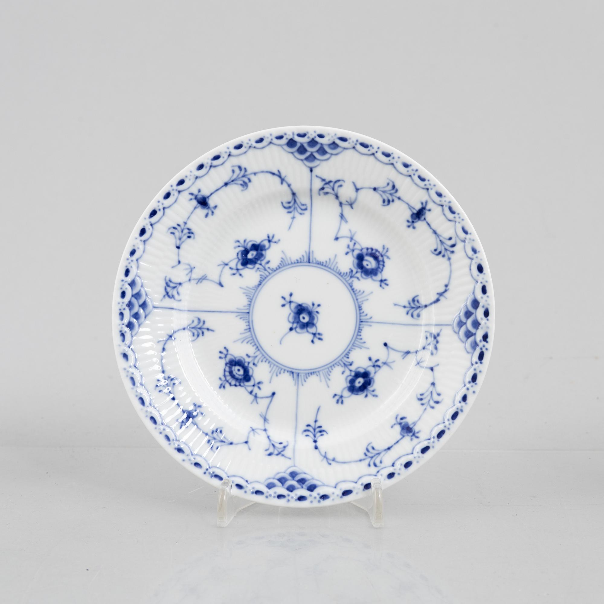 A set of 29 pieces coffee service, porcelain, "Musselmalet", Royal Copenhagen.
