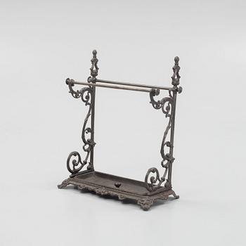 A cast iron umbrella stand, early 20th century.
