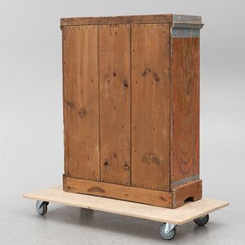 Cabinet, 19th century.