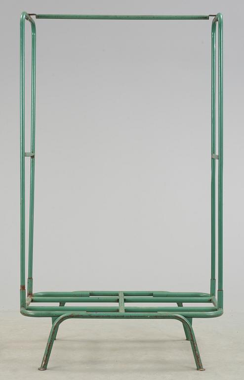 KLÄDHÄNGARE, industri, 1900-talets mitt.