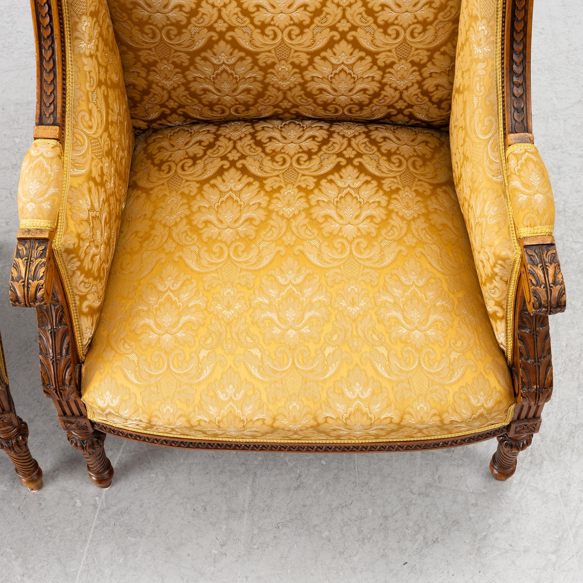 A pair of Louis XVI-style armchairs, around 1900.