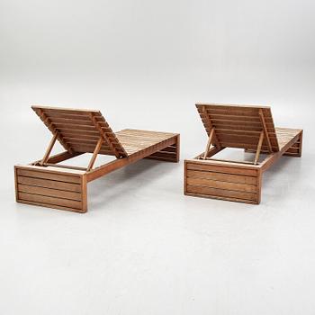 Bodil Kjaer, a pair of  "BK14" teak sunbeds, Carl Hansen & Søn, Denmark.