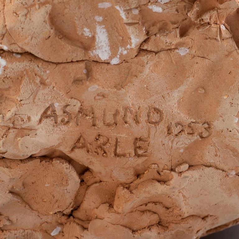 ASMUND ARLE, Sculpture, terracotta, signed Asmund Arle and dated 1953.