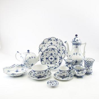 Service "Musselmalet Full Lace and Half Lace" approx. 40 pcs Royal Copenhagen, Denmark porcelain.