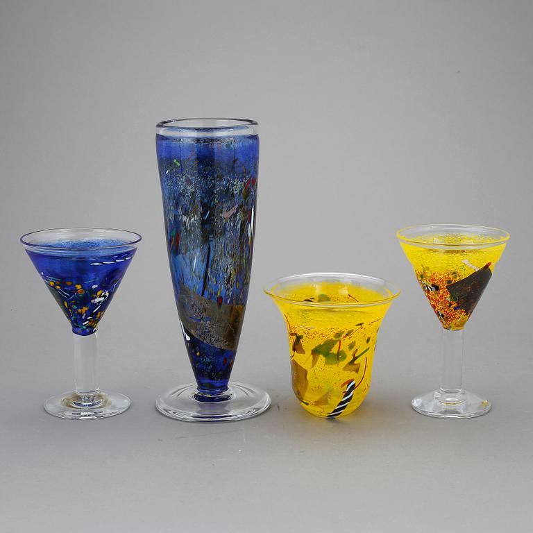 VASER OCH GLAS, 4 delar, Bertil Vallien, Kosta boda.