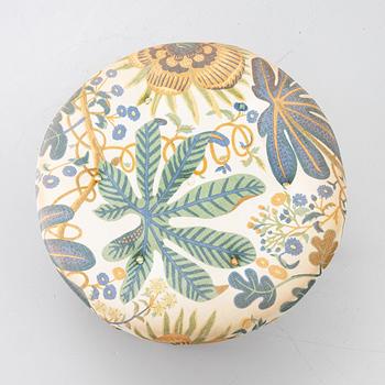 Josef Frank, Stool, model 647, Firma Svenskt Tenn,