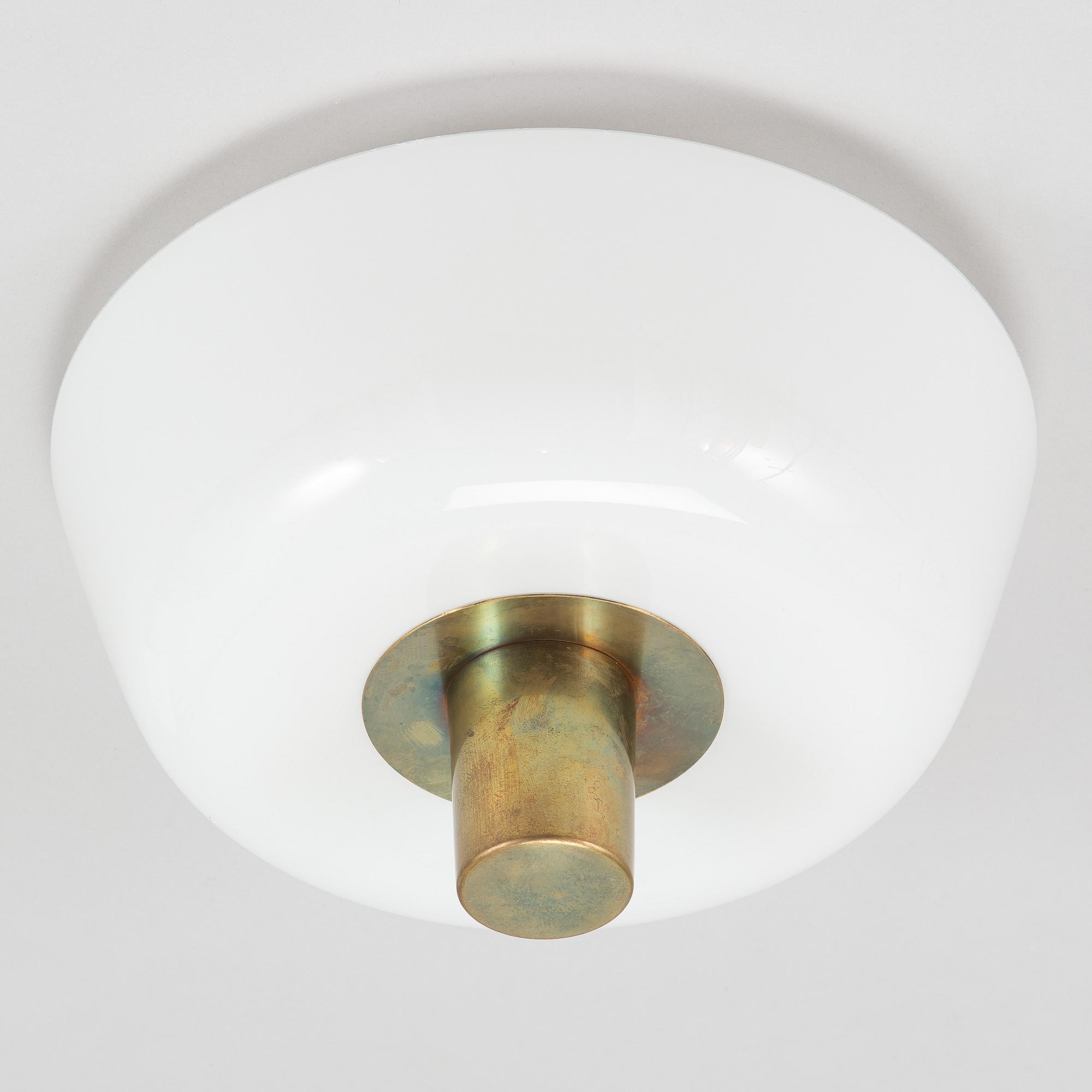 Paavo Tynell, A ceiling light for Taito. Made to order 1950.