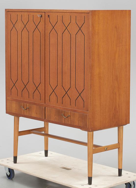 SKÅP, omkring 1900-talets mitt.