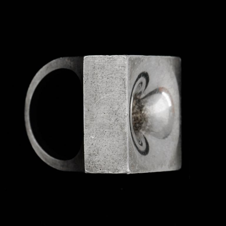 RING, silver, N. Westerback Oy, Helsingfors, Finland 1972. Vikt ca 56,5 gram.