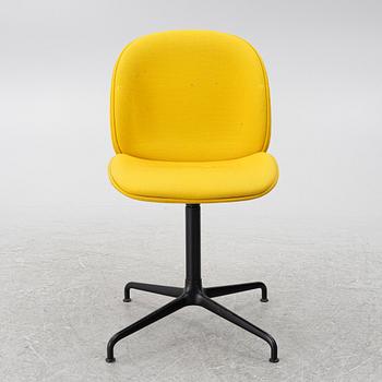 GamFratesi, kontorsstol, "Beetle Meeting Chair", Gubi, Danmark.