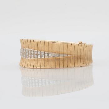 A BRACELET.