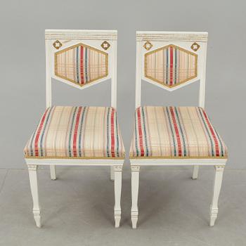 STOLAR, ett par, empirestil, omkring 1900.