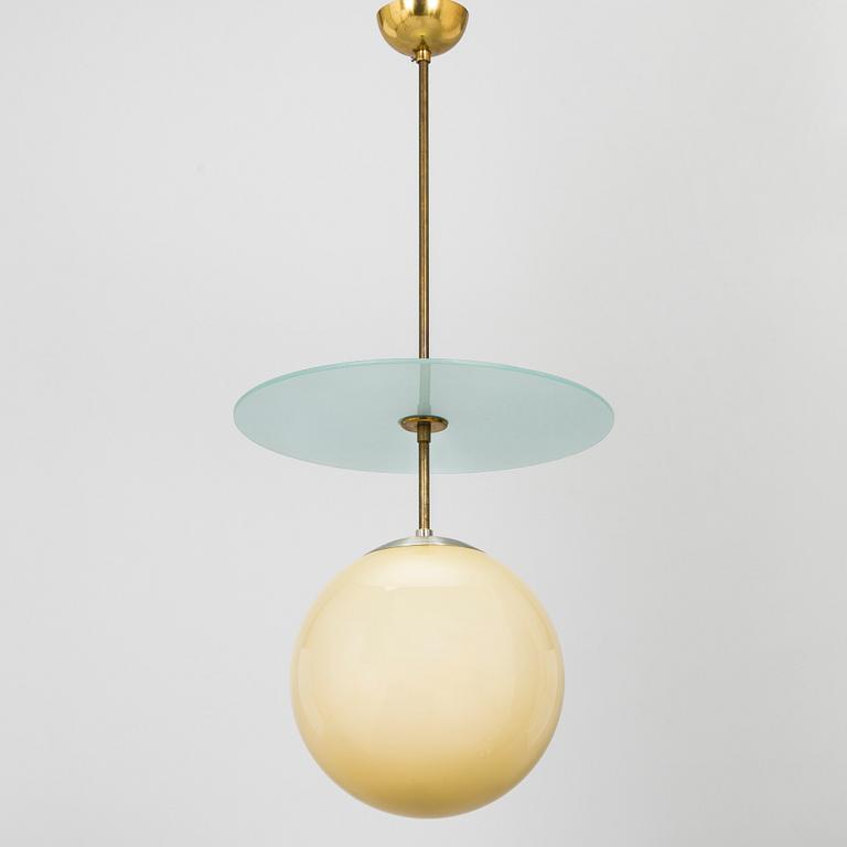 Paavo Tynell, a 1930s '1607' pendant light for Taito.