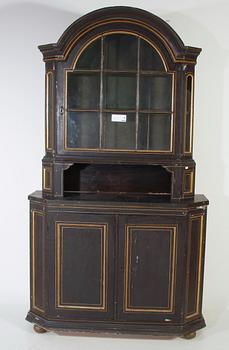 SKÅP. 1700/1800-tal.