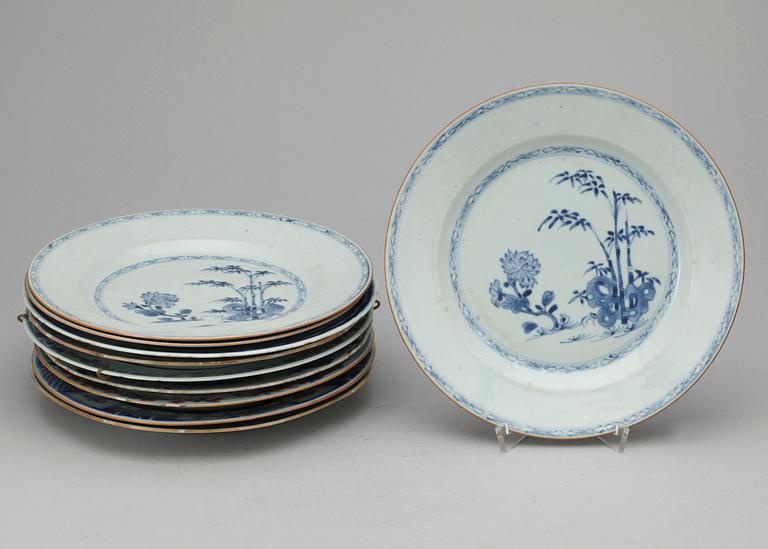 TALLRIKAR, 10 st, porslin, Kina, Qing dynastin, bland annat 1700-tal.