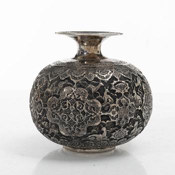 Vas, silver, Persien (Iran), sen Qajardynasti / tidigt 1900-tal.