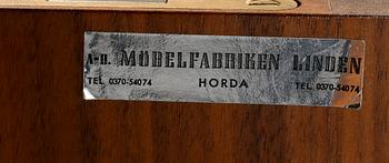 SIDEBOARD, Möbelfabriken Linden, Horda, 1900-talets andra hälft.