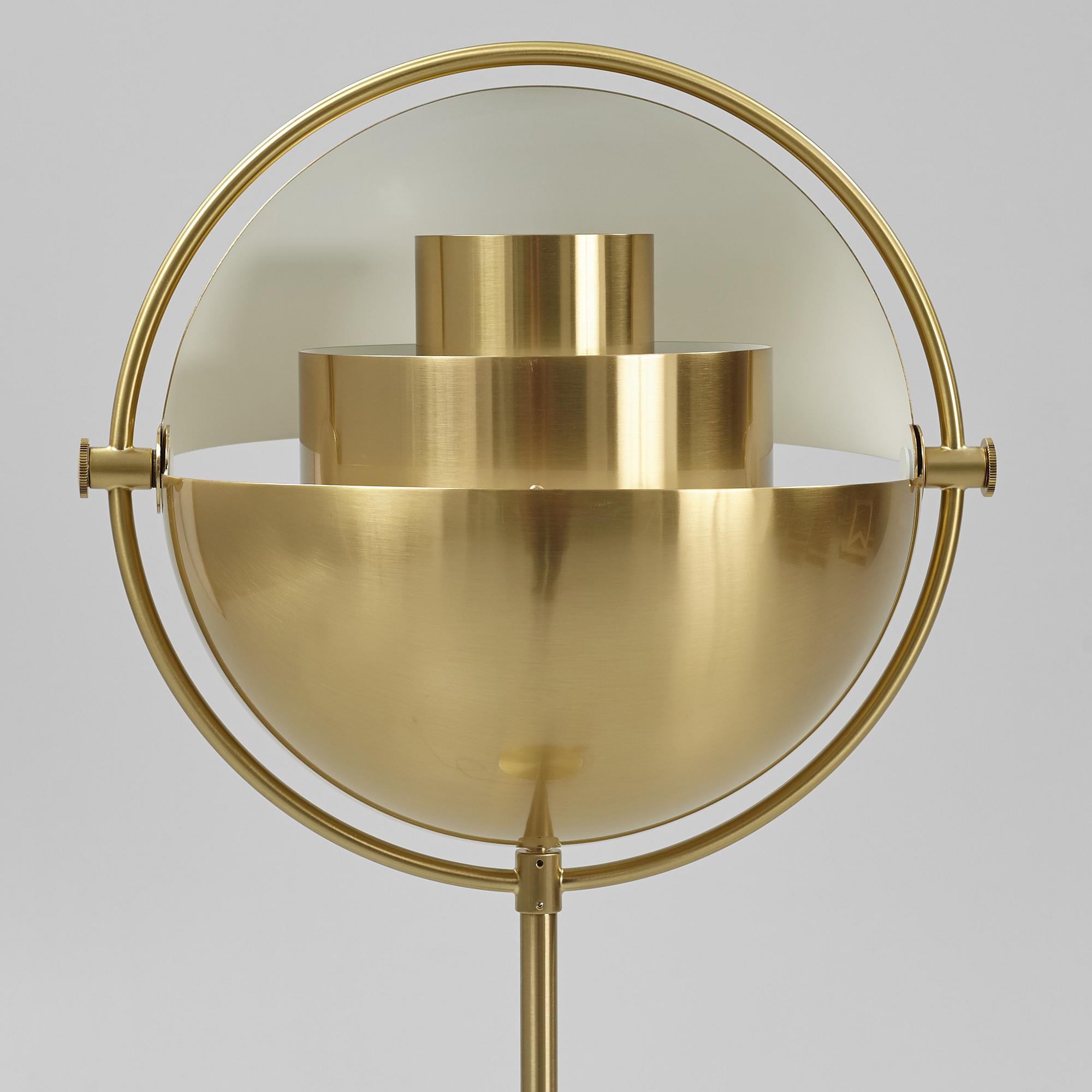 Louis Weisdorf, golvlampa, "Multi-Lite", Gubi, designad av Louis Weisdorf.