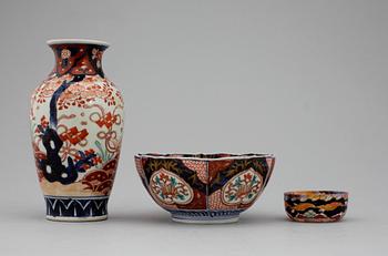 FAT samt SKÅL, porslin, Imari, Japan 1800/1900-tal.