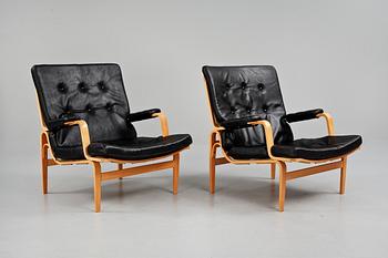 FÅTÖLJER, ett par, "Ingrid", Bruno Mathsson för Dux, 1900-talets andra hälft.