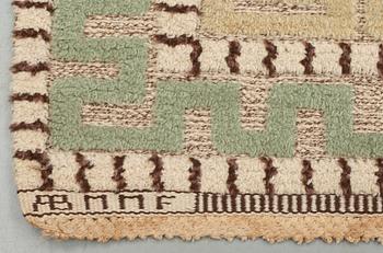 CARPET. "Ursula". Knotted pile in relief. 278,5 x 164 cm. Signed AB MMF.