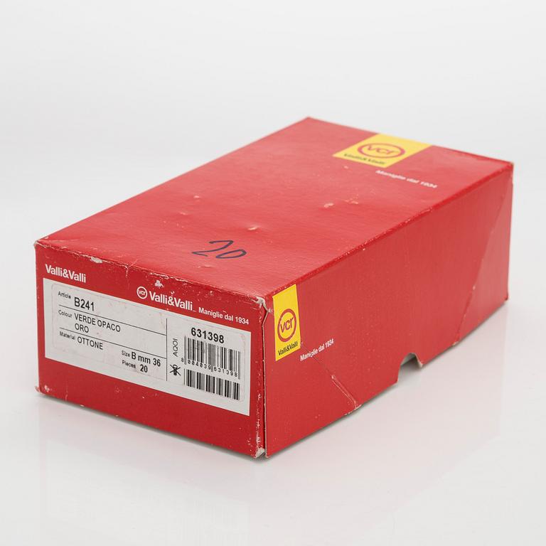 Eero Aarnio, vetimiä, 20 kpl, Valli&Valli, Italia, 2007/08.