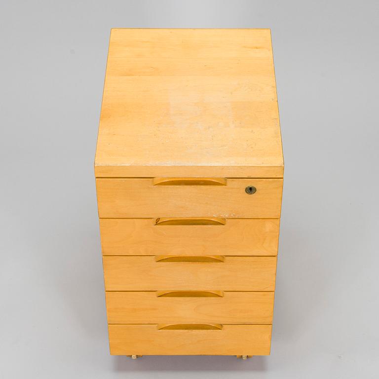 Aino Aalto, A mid-20th century H297 drawer unit for O.Y. Huonekalu-ja Rakennustyötehdas A.B.