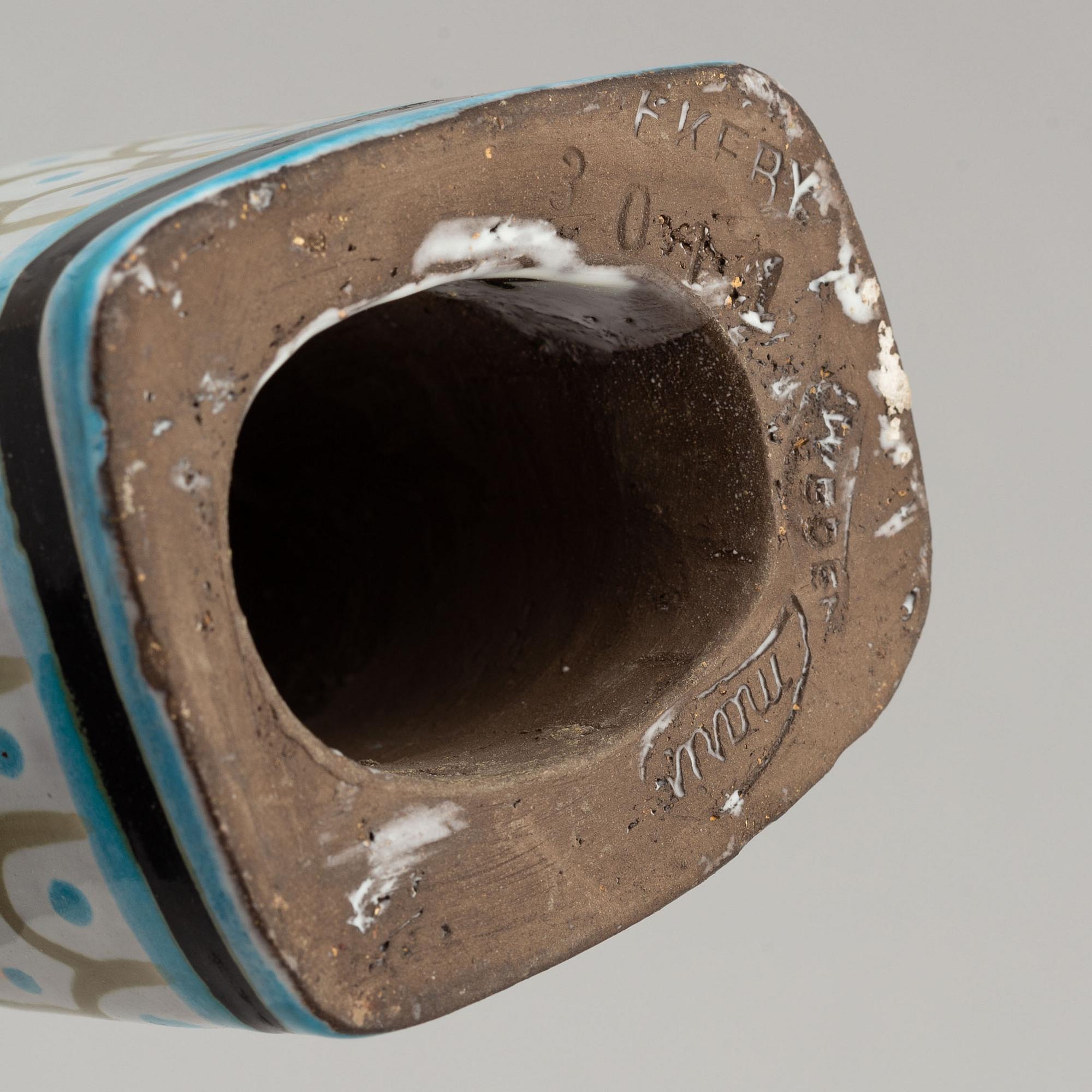 Mari Simmulson, a stoneware sculpture from Upsala Ekeby.