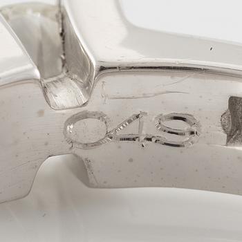 Ring in 18K white gold set with a brilliant-cut diamond weighing 0.49 ct according to the engraving.