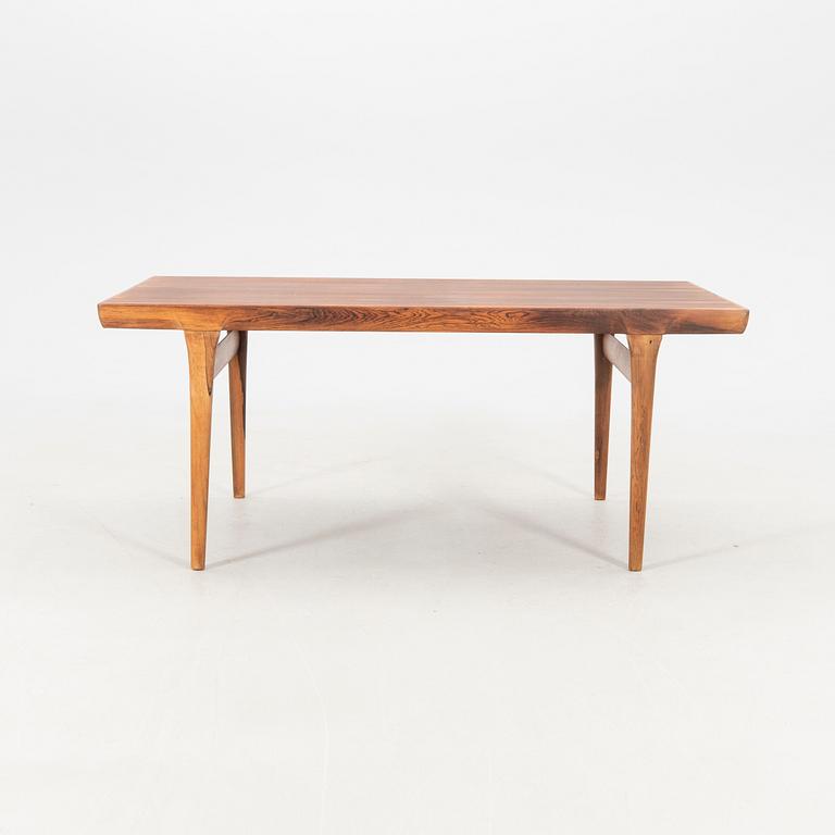 Ib Kofod-Larsen, attributed dining table mid-20th century.