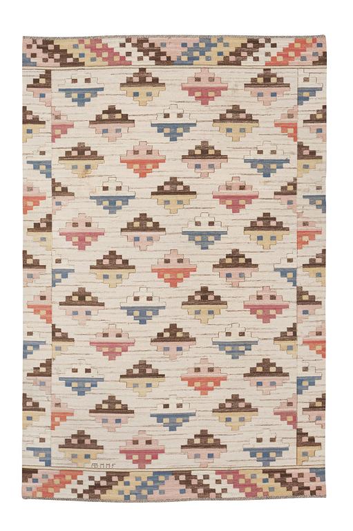 CARPET. "Munka-Ljungby". Flat weave. 299 x 200,5 cm. Signed AB MMF.