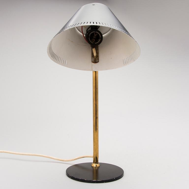 A 9227 TABLE LAMP FOR IDMAN, 1950s.