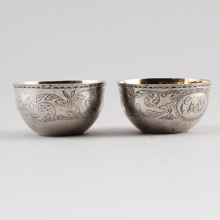 TUMLARE, 1 par, silver, Carl Magnus Ryberg, Stockholm 1825. Vikt ca 64 gram.