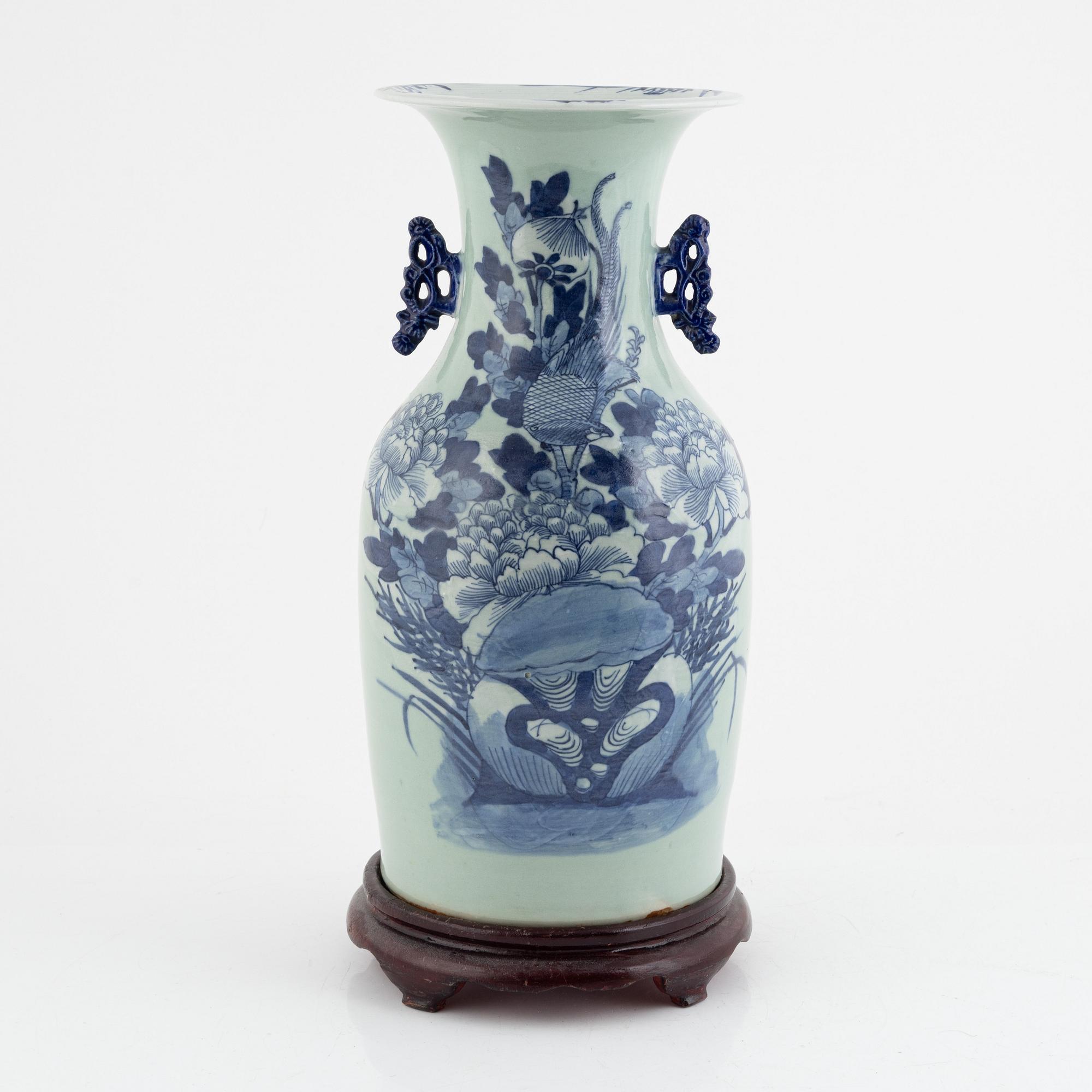 Floor vase, China, circa 1900, porcelain.