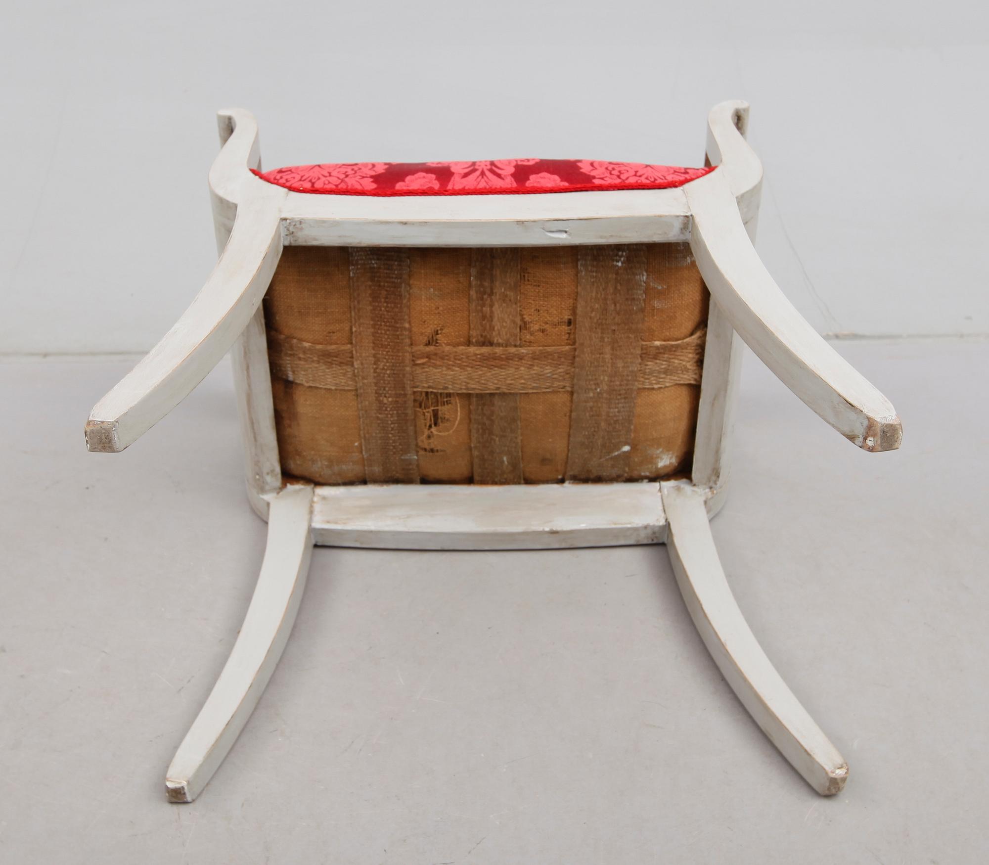 TABURETT, 1800-talets första hälft.