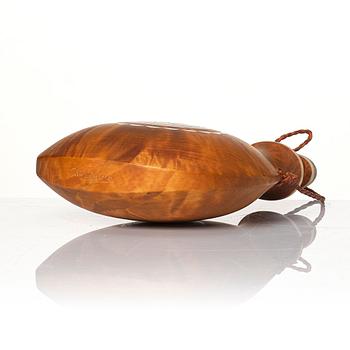 Thore Sunna, a saltflask.