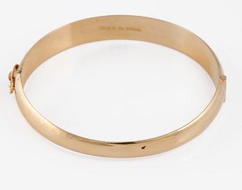 ARMRING, 18K guld, Ceson, Göteborg, 1977. Vikt 14,2 gram.
