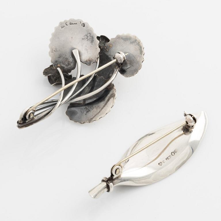 Arvo Saarela, broscher, 2 st, silver,