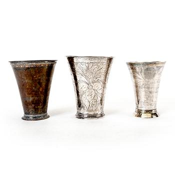 A Swedish 18th/19th century set of three silver beakers, weight 252 grams.